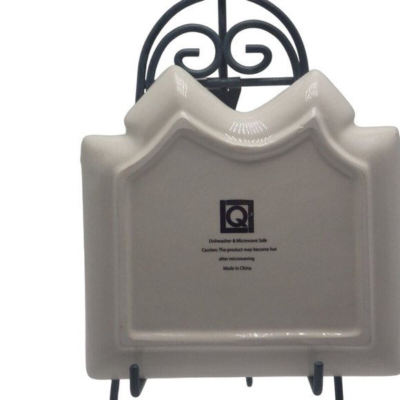 Christmas Gift Package Box Plate Candy Dish Holiday Red Green Snowflake 6 Inch - Picture 2 of 5